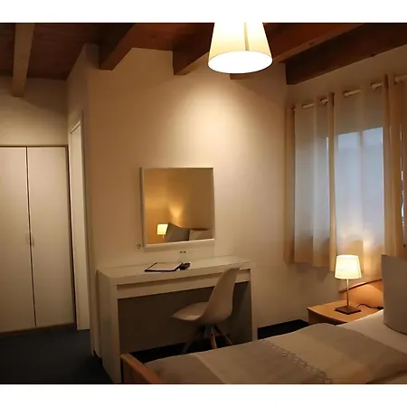Gaestehaus Elzblick Ii 住宿加早餐酒店 3*
